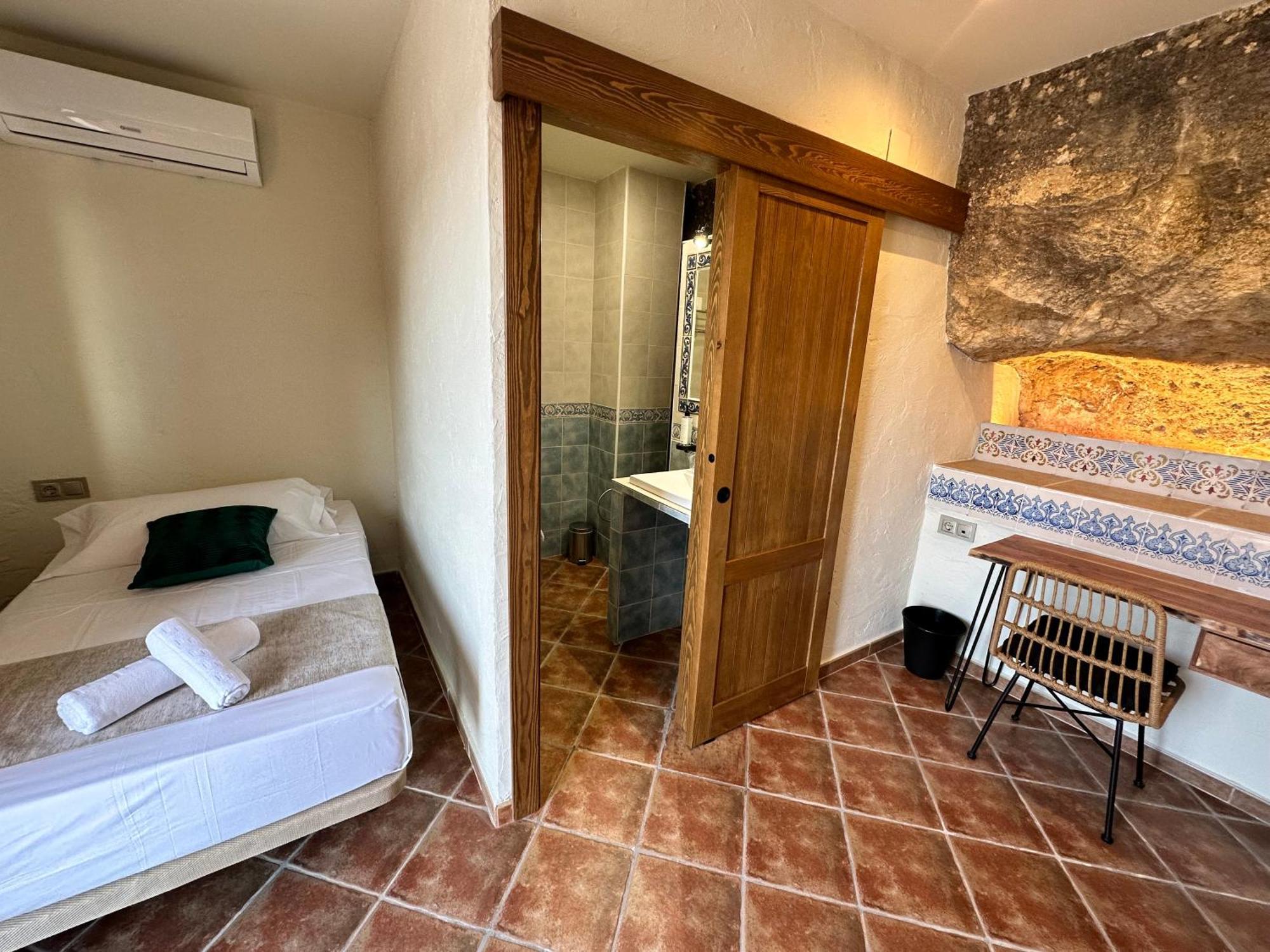 Alkalea Hospederia Hotel Alcala del Jucar Bilik gambar