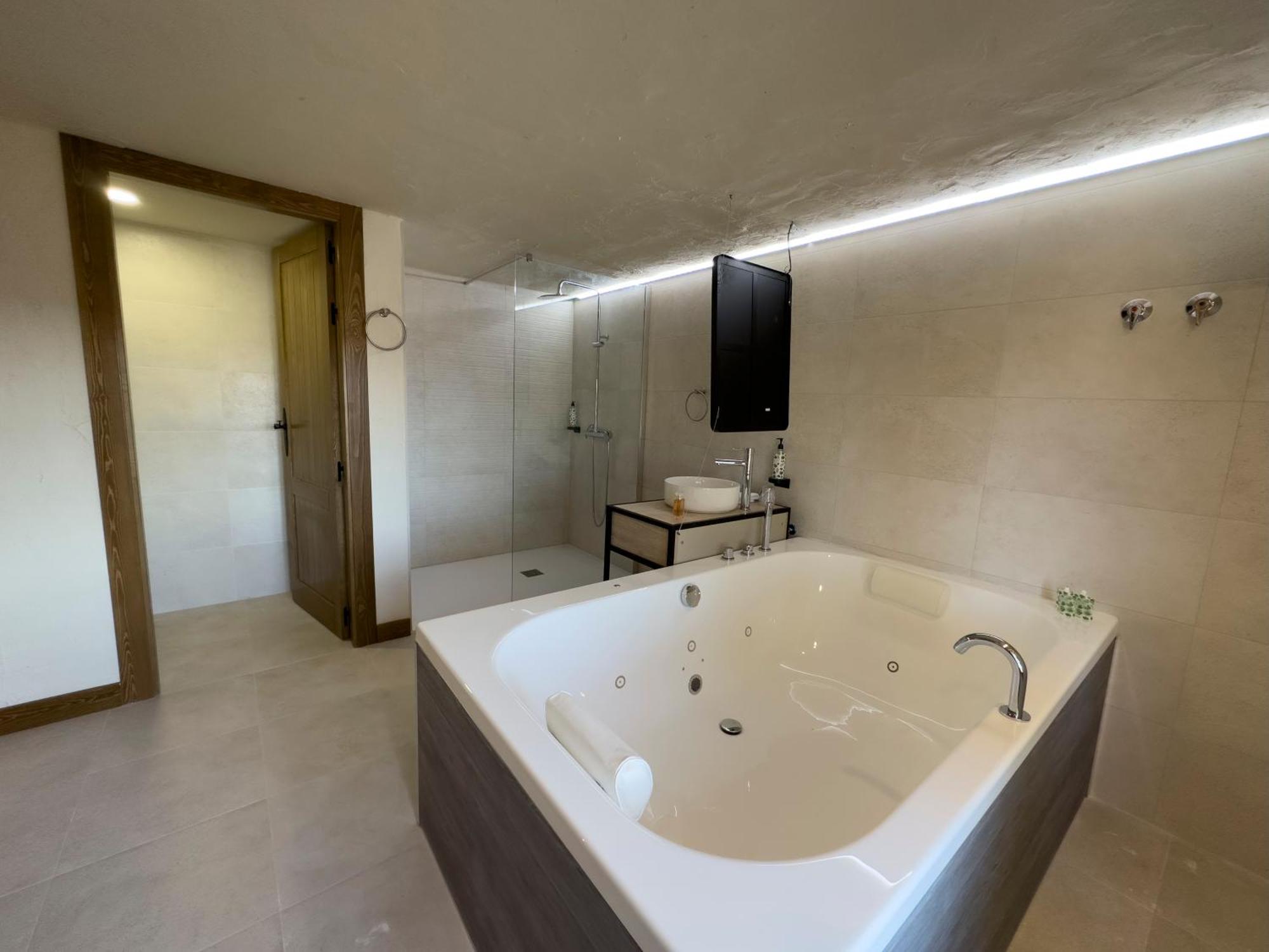 Alkalea Hospederia Hotel Alcala del Jucar Bilik gambar